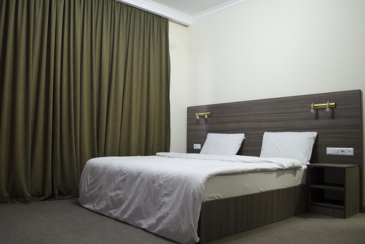 טביליסי Hotel M9 מראה חיצוני תמונה