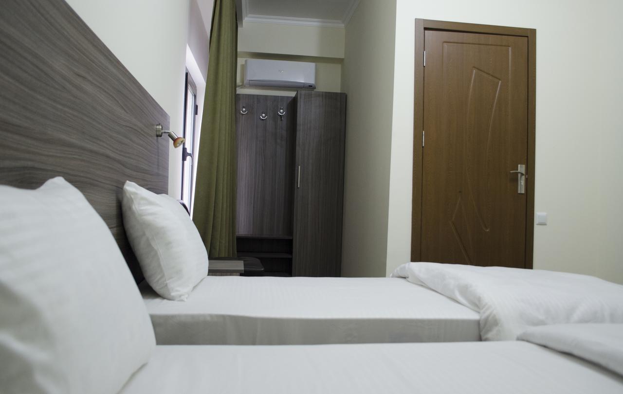 טביליסי Hotel M9 מראה חיצוני תמונה